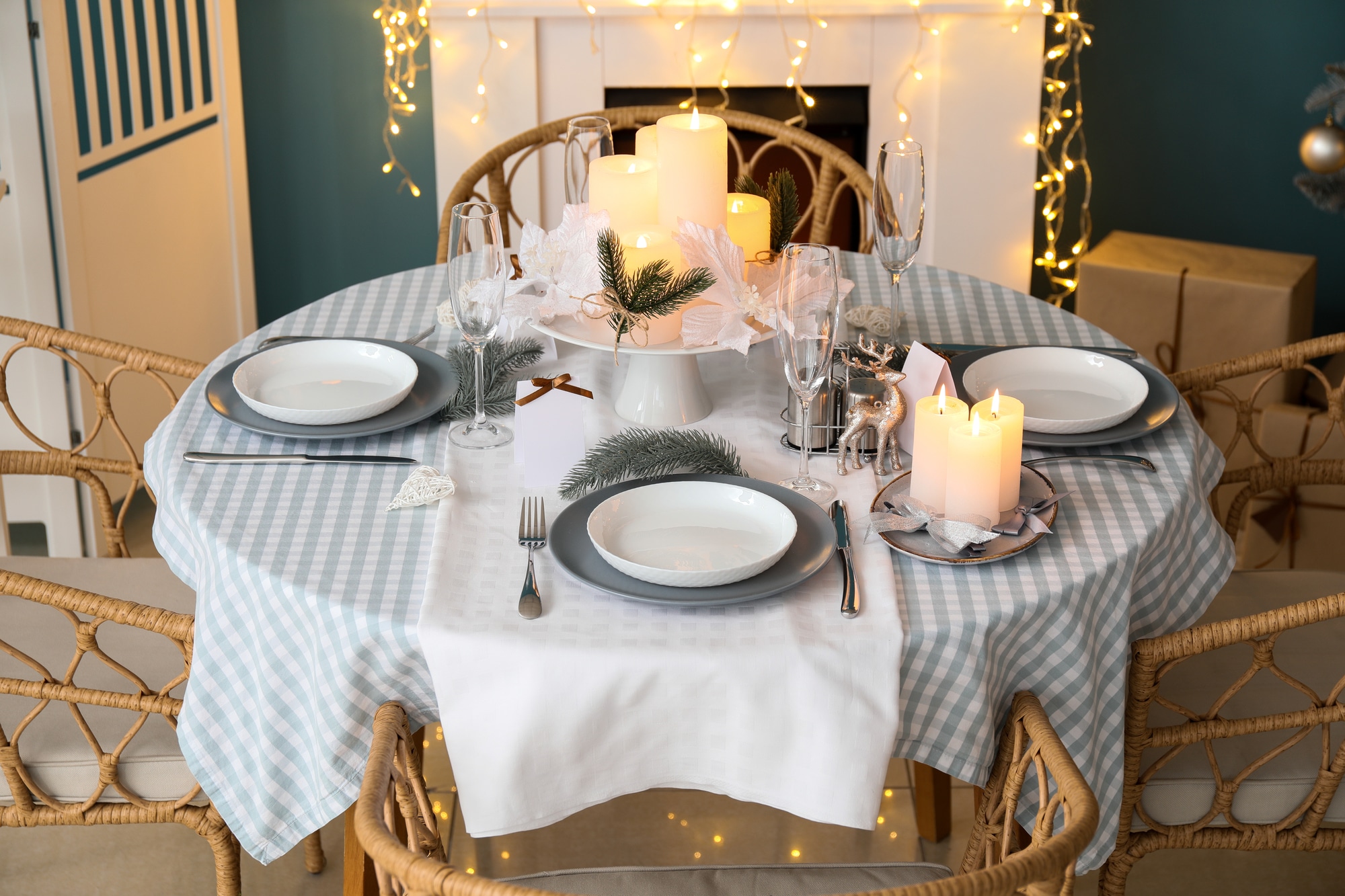What Size Tablecloth Do I Use? Your Ultimate Guide - Sweet Humble Home